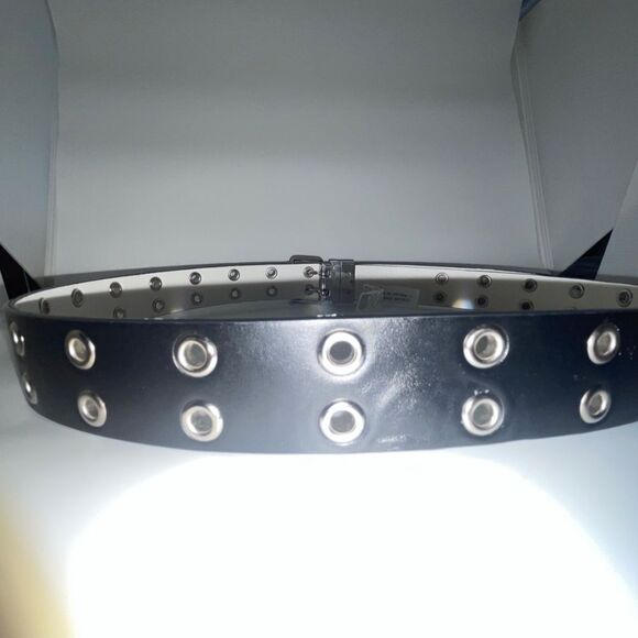 NOBO BELT 38MM DBL GROMMET REV, BLACK/WHITE - Picture 13 of 13